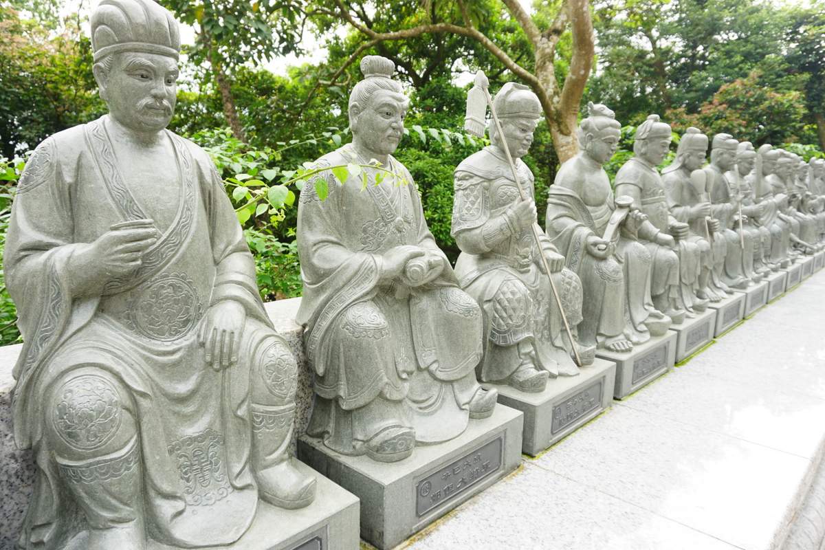 10.000 Buddha Sha Tin 2016 -267