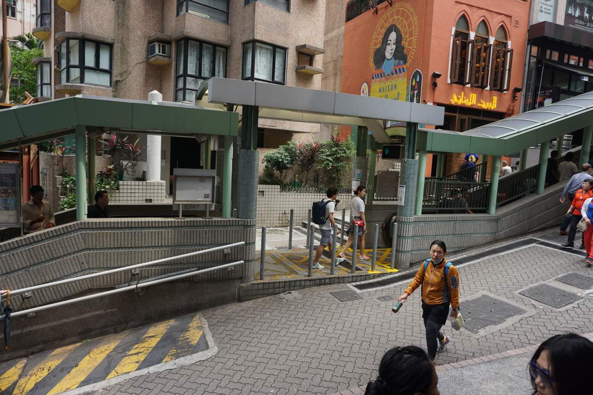 Mid-Level Elevator HK 2016 -020