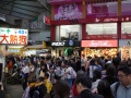 202504_6YizhongMarket-016